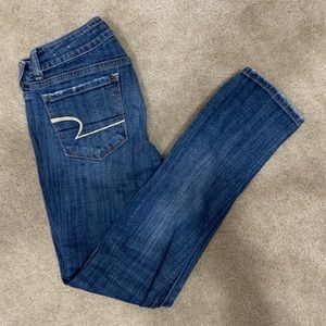 American Eagle Medium Dark Wash Skinny Jeans